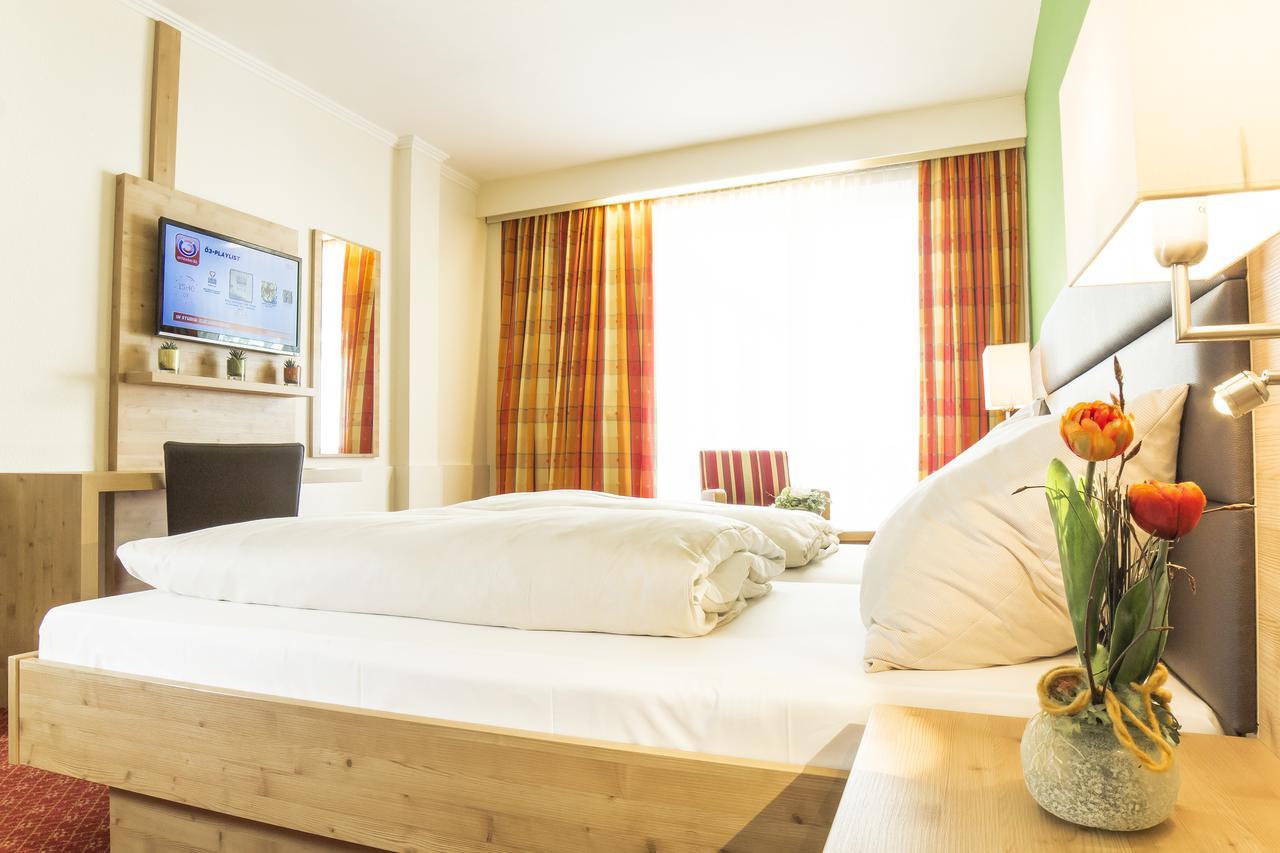 Roessl-dependance Neue Post Hotel 3*